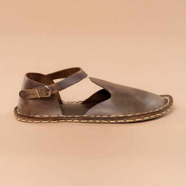 Barfußsandalen mit geschlossener Zehenpartie in Kaffeebraun