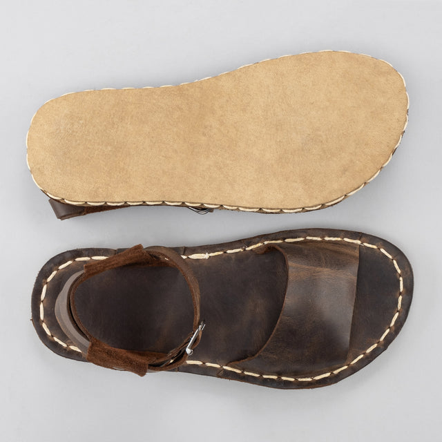 Kaffeebraune Barfußsandalen mit offener Spitze