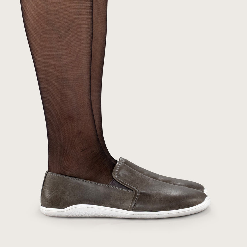 Sandfarbene Pennyloafer für Damen