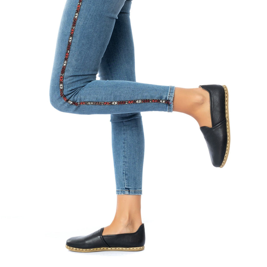 Clearance - Women's Wrinkled Black Slip On Shoes