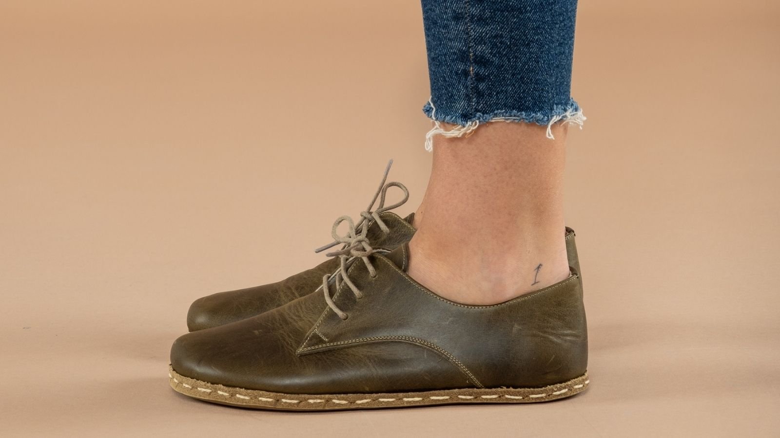 What is the Difference Between Oxford and Brogue Shoes? - Atlantis Handmade Shoes