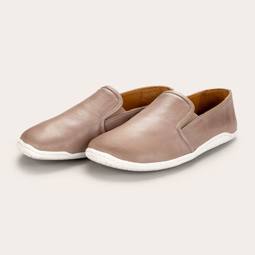 Sandfarbene Pennyloafer für Damen
