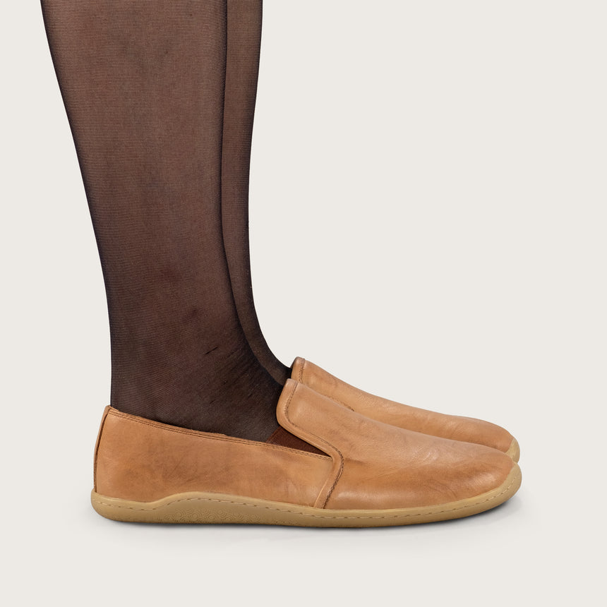 Sandfarbene Pennyloafer für Damen