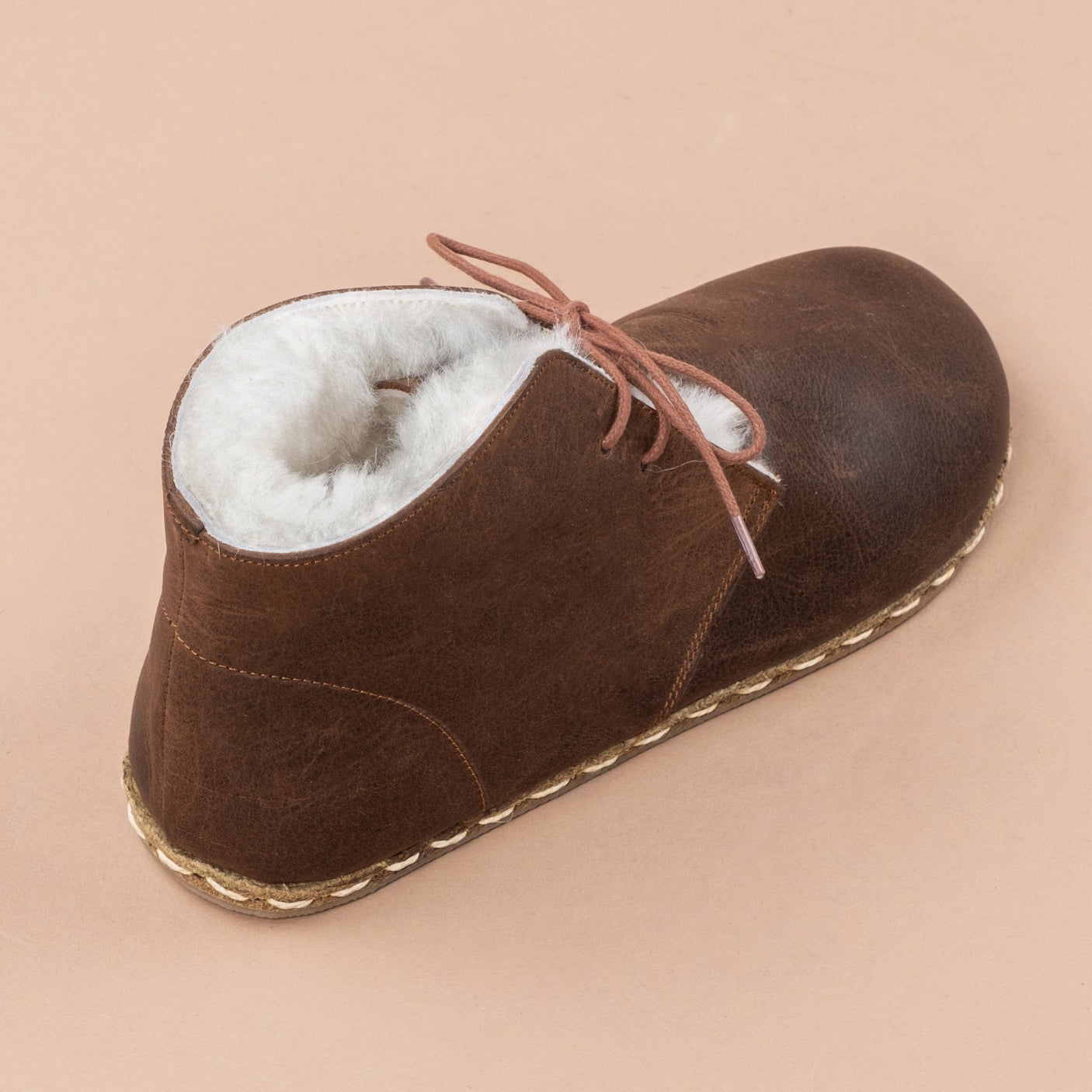 Kaffeefarbene Barfuß-Oxford-Stiefel für Damen mit Fell