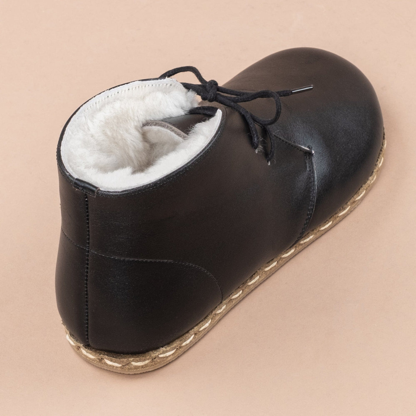 Schwarze Barfuß-Oxford-Stiefel für Damen mit Fell