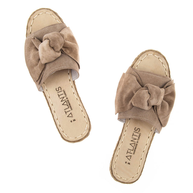 Products Beige Bows Leather Sandals