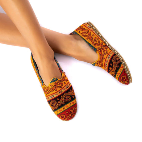 Yemeni Kadın Kilim Desenli Slip On Ayakkabı